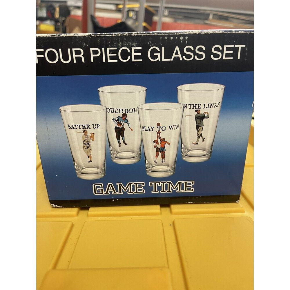 Game Time Vintage Sport Glasses Classic Pint Size - Four Piece Glass Set - New